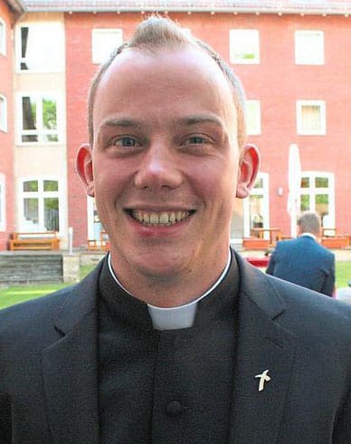 Priester Sebastian Frye